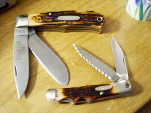old trapper survival knife