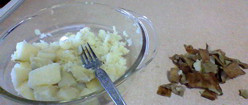 Peel-and-Mash.jpg February 8, 201721 KB 500 × 212 Edit Image Delete Permanently URL http://www.askaprepper.com/wp-content/uploads/2017/02/Peel-and-Mash.jpg Title Peel and Mash How To Make Potato Flakes Caption Alt Text