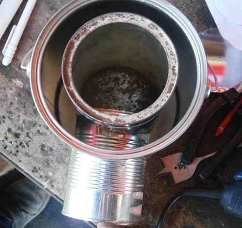 building the tin can rocket stove