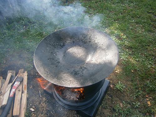 How to Make Your Own Wood Stove from Two Tire Rims 3