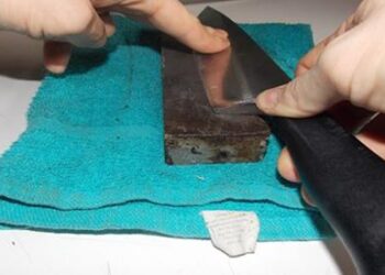 Sharpen Knife as Sharp as the Devil Himself