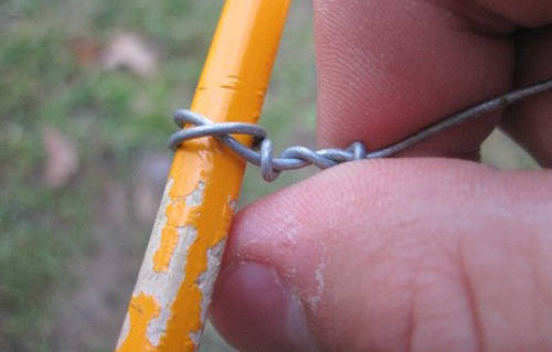 wire-loop-snare