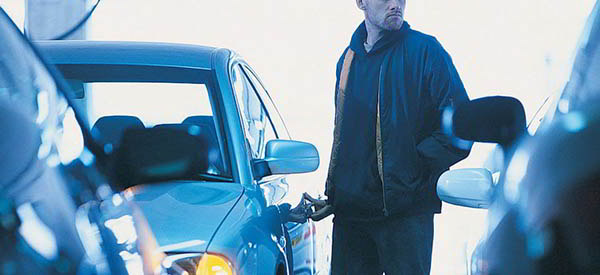 9 Tips To NEVER Get Your Car Stolen