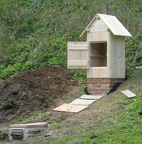 25 ideas to recycle pallets in kids pallet playhouses