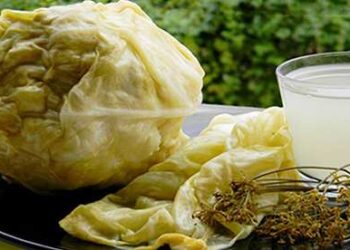 How To Treat Allergies Naturally This Spring