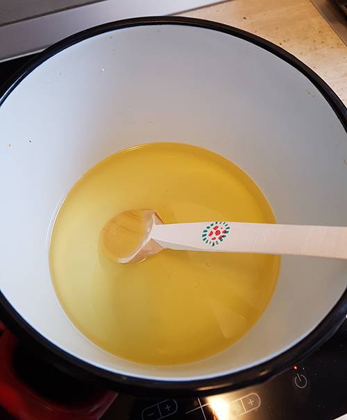 How To Make 30 Hours Survival Candles with Soy Wax Remedies