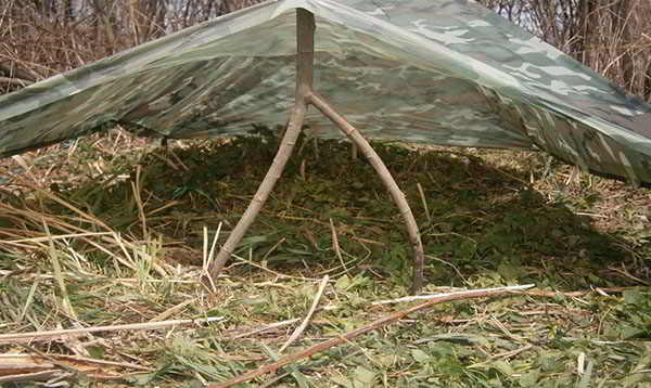 G 13 Different Ways to Use a Military Poncho as a Shelter