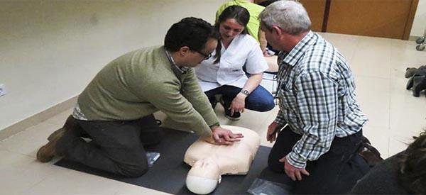 5 First Aid Skills Every Senior Should Know articles