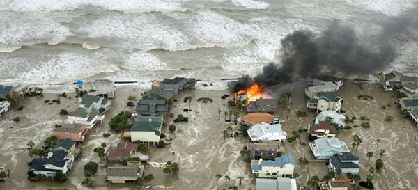8 Critical Items That Have Disappeared in the Immediate Aftermath of Hurricane Harvey