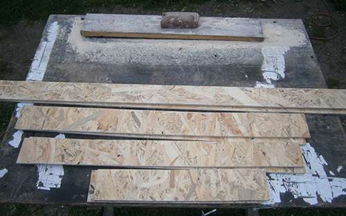 mini greenhouse prepare wood planks