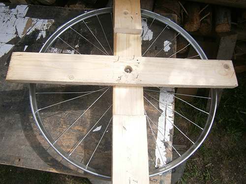 bike wheel frame for solar stove