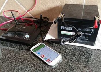 Turn a Car Battery Into an Emergency Power Source For the Home