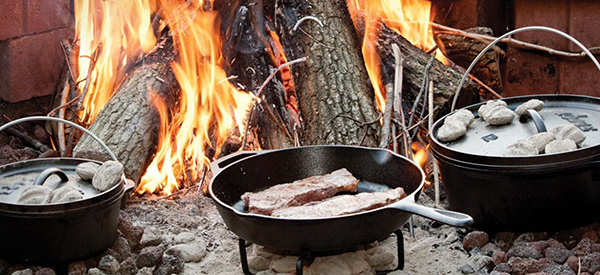 10 Advantages of Using Cast Iron Cookware When SHTF