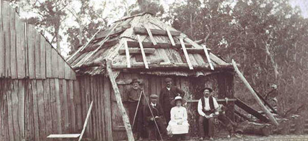 4 Shocking Survival Lessons From The Australian Pioneers