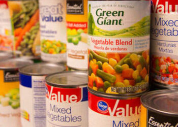 What Really Happens When You Only Eat Walmart Cans For 30 Dayscp