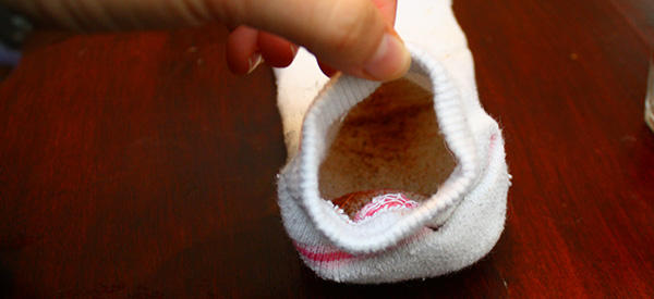 A Cheap and Easy Way to Warm Your Feet