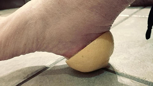 What Happens If You Put Lemons In Your Socks