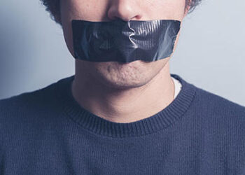 The Collapse of Journalism and the End of Free Speech in America