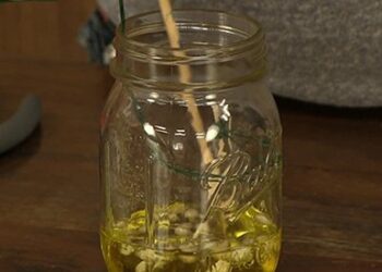 8 Ways to Use Your Rancid Oil for Survival