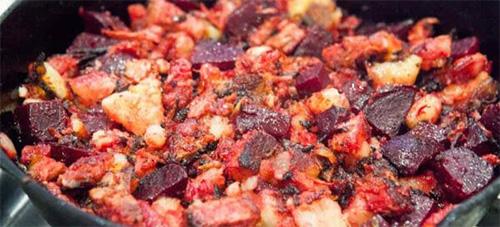 8 Old West Cowboy Recipes red flannel hash