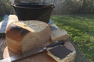 Bread in cast iron