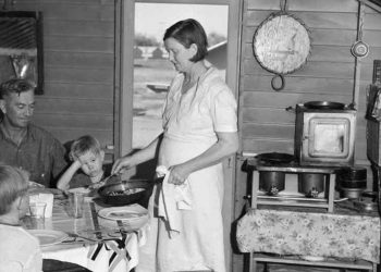 11 Wartime Ration Recipes Every Prepper Should Try