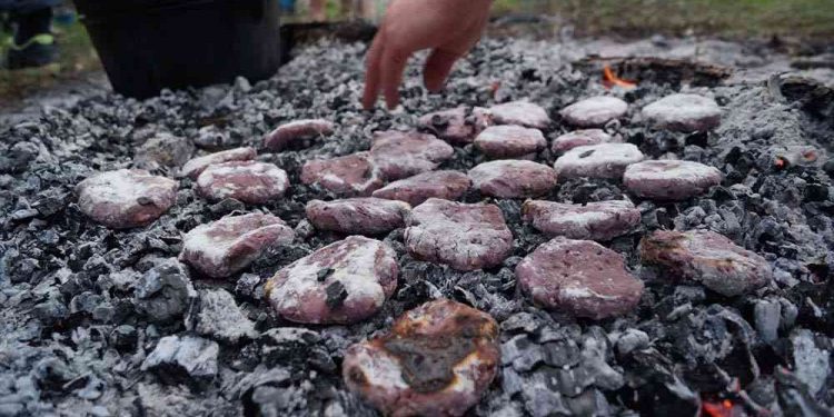 How To Preserve Your Food With Wood Ash