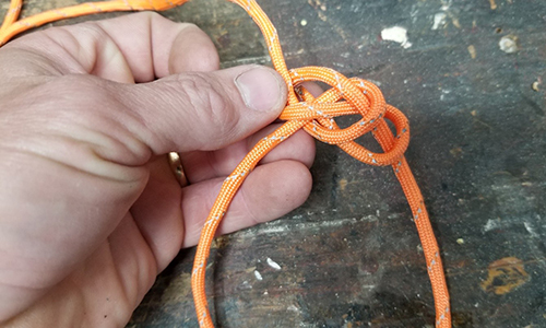 How To Tie And Use A Bowline Knot 