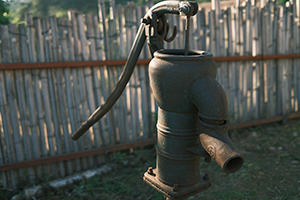 7 Powerless Items You’ll Need After An EMP