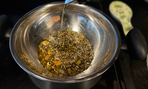 Chicory And Calendula Oil