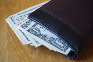 6 Warning Signs Before An Economic Collapse That Most People Miss