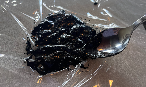 DIY Anti-Inflammatory Charcoal Poultice