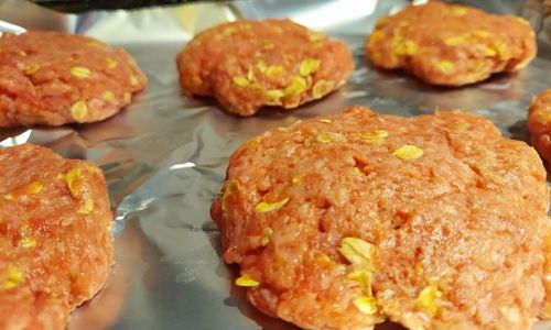 Long-Lasting Amish Burgers