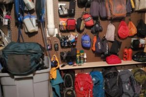 25 Survival Items To Hunt For At Flea Markets