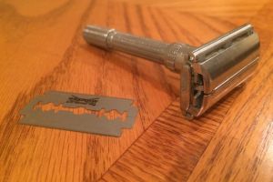 razor blade