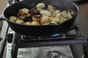 Foods You Should Never Cook In Cast Iron