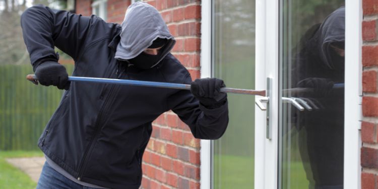 14 Things to Keep by the Front Door if You Want to Stay Safe