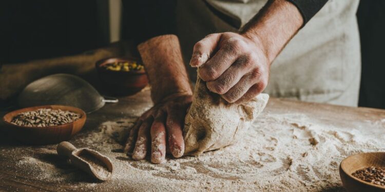 how long does flour last