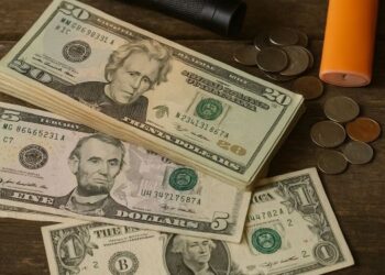 How Much Cash Should a Prepper Have
