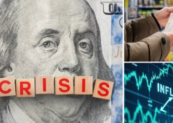 7 signs of crisis